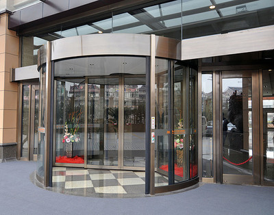 两翼豪华型旋转门_酒店及商业空间在线